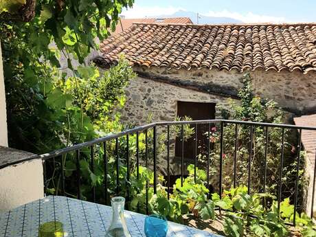 CARRER MAJOR TERRASSE LES ROSES