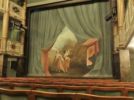 Visite guidée du théâtre de la halle au blé - La Flèche