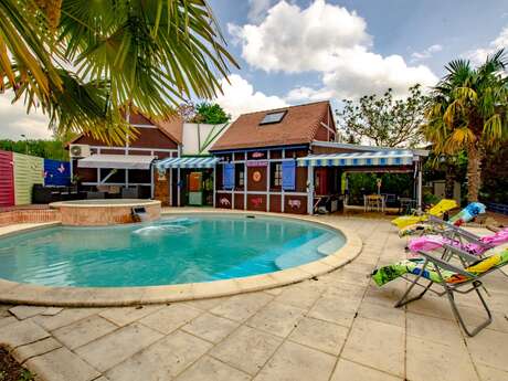 Le Tiki Beach