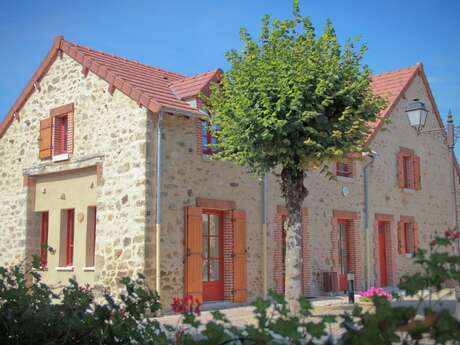Gîte d'étape et de groupe Gîtes de France - LE BOURG D'HEM - 27 personnes - Réf : 23G0806 Gîte d'étape et de groupe Gîtes de France - LE BOURG D'HEM - 27 personnes - Réf : 23G0806
