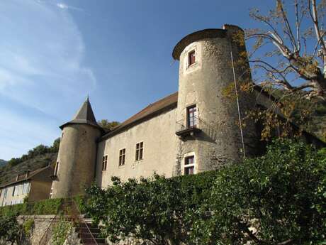 Château de Montmaur Château de Montmaur