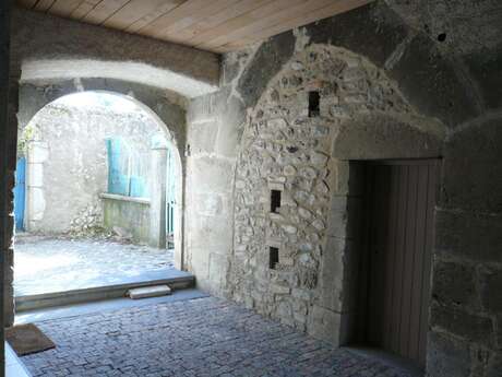La Grande Rue Aspres/Buëch La Grande Rue Aspres/Buëch
