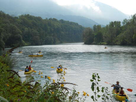 Canoe/kayak : descent down the Rhône - the bivouac "Eau Lac" Canoe/kayak : descent down the Rhône - the bivouac "Eau Lac"