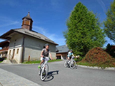 Itinéraire Tour des Secrest n°11 - Du Cernix à Cohennoz Itinéraire Tour des Secrest n°11 - Du Cernix à Cohennoz