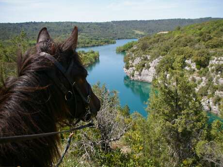 A cheval avec Les Chevaux du Verdon A cheval avec Les Chevaux du Verdon