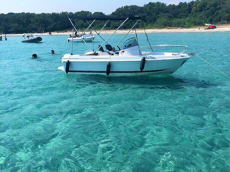 Perez Jet Location by Zapata - Location bateau sans permis Perez Jet Location by Zapata - Location bateau sans permis