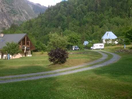 Camping La Cascade ** Camping La Cascade **