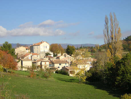 Village de Fontienne Village de Fontienne