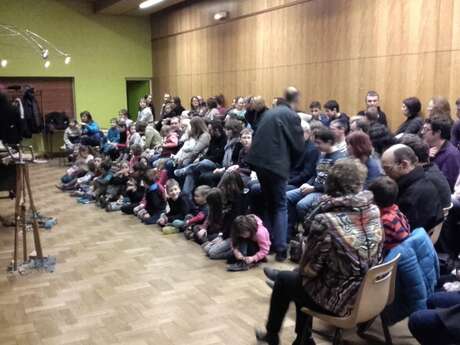 Salle des fêtes - Saint-Trivier-de-Courtes Salle des fêtes - Saint-Trivier-de-Courtes