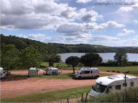 Aire de service et de stationnemement Camping-cars Aire de service et de stationnemement Camping-cars