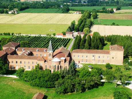 Abbaye Notre-Dame des Dombes Abbaye Notre-Dame des Dombes