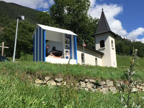 The Montagnier Book Hut The Montagnier Book Hut