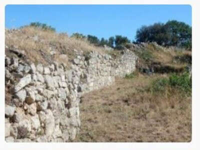 Oppidum celto-ligure de Saint-Marcel - Baou de Saint-Marcel Oppidum celto-ligure de Saint-Marcel - Baou de Saint-Marcel