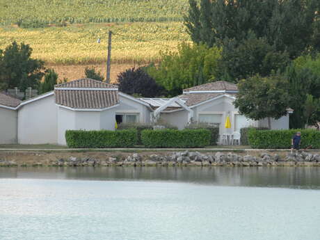 24 gîtes au camping "Le Lomagnol" 24 gîtes au camping "Le Lomagnol"