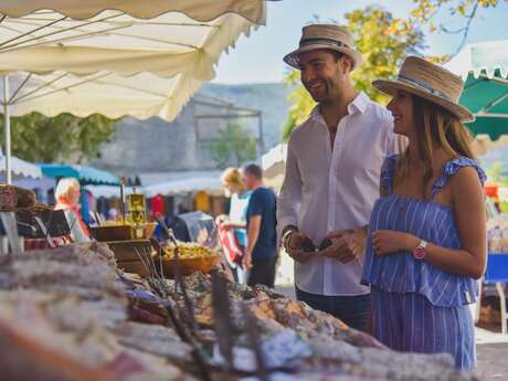 Weekly Market at Bonnieux Weekly Market at Bonnieux