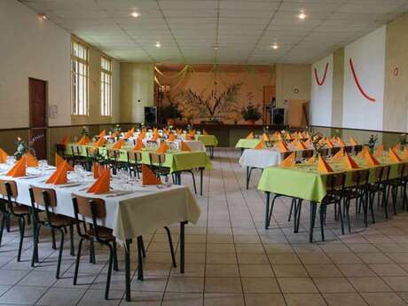 Salle des Fêtes - Courmangoux Salle des Fêtes - Courmangoux