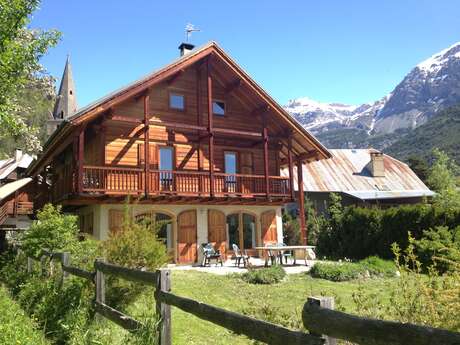 Alpbase Chalet Chabrand Alpbase Chalet Chabrand