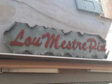 Lou Mestre Pin