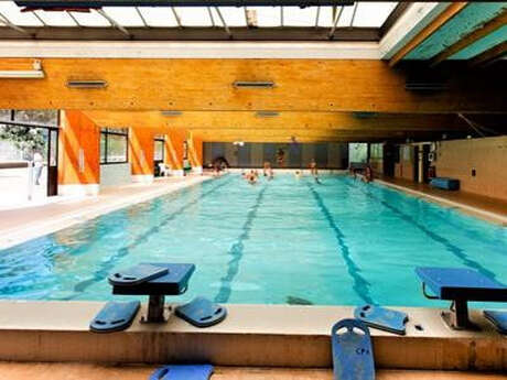 Piscine Canetons Des Pennes Mirabeau Les Pennes Mirabeau Provence Alpes Cote D Azur Tourisme