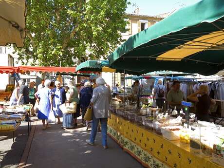 La Tour d'Aigues La Tour d'Aigues