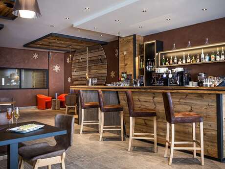 Bar L'Eteila - Saint Charles Hôtel & Spa Bar L'Eteila - Saint Charles Hôtel & Spa
