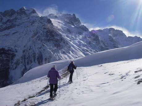 Randonnée raquette avec French Alps Treks Randonnée raquette avec French Alps Treks