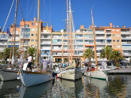 Saint-Pierre Port - Hyeres Saint-Pierre Port - Hyeres
