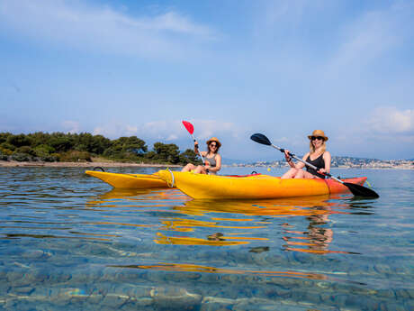 Kayak Rental 1 Person in Cannes with Cannes Jeunesse Kayak Rental 1 Person in Cannes with Cannes Jeunesse