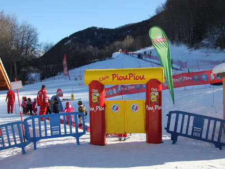 Club Piou Piou - ESF de St-Léger-les-Mélèzes Club Piou Piou - ESF de St-Léger-les-Mélèzes
