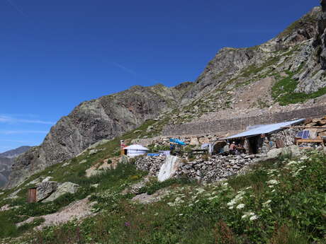 La Fare Mountain Hut from Oz resort La Fare Mountain Hut from Oz resort