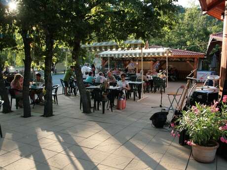 Camping Les Rives du Lac Camping Les Rives du Lac