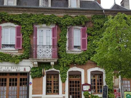 Hôtel-Restaurant Le Relais de la Forêt Hôtel-Restaurant Le Relais de la Forêt