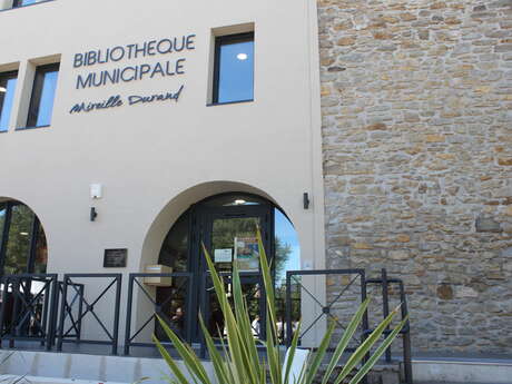 Bibliothèque Municipale Mireille Durand Bibliothèque Municipale Mireille Durand