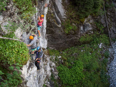 Klettersteig in der Mauvoisin-Schlucht Klettersteig in der Mauvoisin-Schlucht