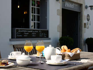 HOTEL LE VIEUX GREEMENT HOTEL LE VIEUX GREEMENT