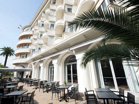 Hôtel Le Grand Pavois Antibes Juan-les-Pins Hôtel Le Grand Pavois Antibes Juan-les-Pins