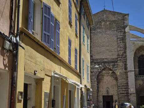 Office de Tourisme de Saint-Maximin-la-Sainte-Baume