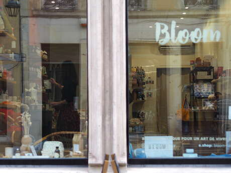 Boutique Bloom