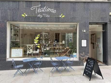 TEA TIME CHEZ TATIE TEA ROOM