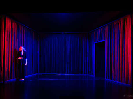 Danse - Inside out - Marie Cambois, La distillerie collective