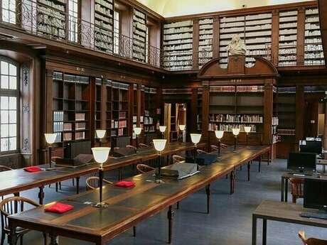 JEP 2025 - Visite commentée - Découvrez la salle de lecture et ses boiseries du XVIII¿ siècle - LSF