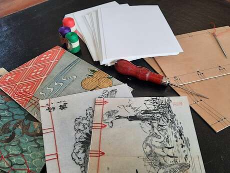 Atelier - Reliure japonaise - Les ateliers du patrimoine