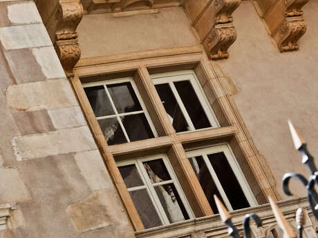HOTEL "D'HAUSSONVILLE"