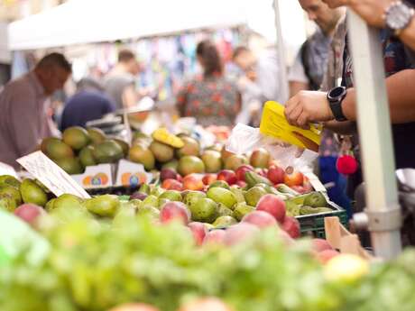 MARCHÉ DE PULNOY