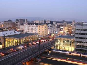 PLACE SIMONE VEIL