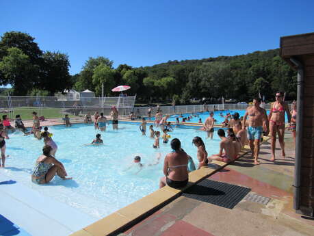 PISCINE DE PLEIN AIR DES LACS DE LA FOLIE