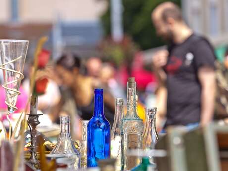 Vide grenier brocante