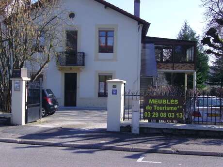 Meublé mathis lucette - noisetier