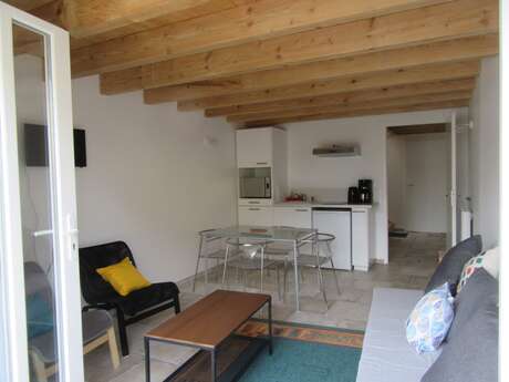 Meublé pêcheur villeminot pâquerettes