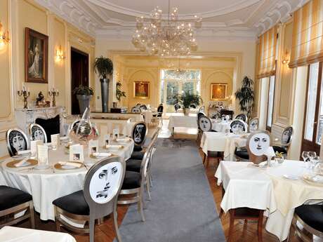 RESTAURANT LES DUCS DE LORRAINE RESTAURANT LES DUCS DE LORRAINE